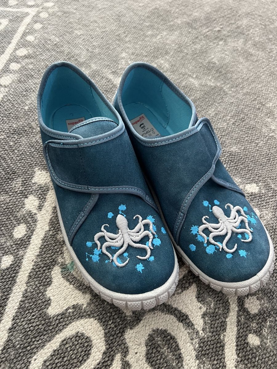 Superfit Scarpe per ragazzi: Superfit 33 Neu Hausschuhe – Nuovo e nell'imballaggio originale da Spiez venduto da Vemai