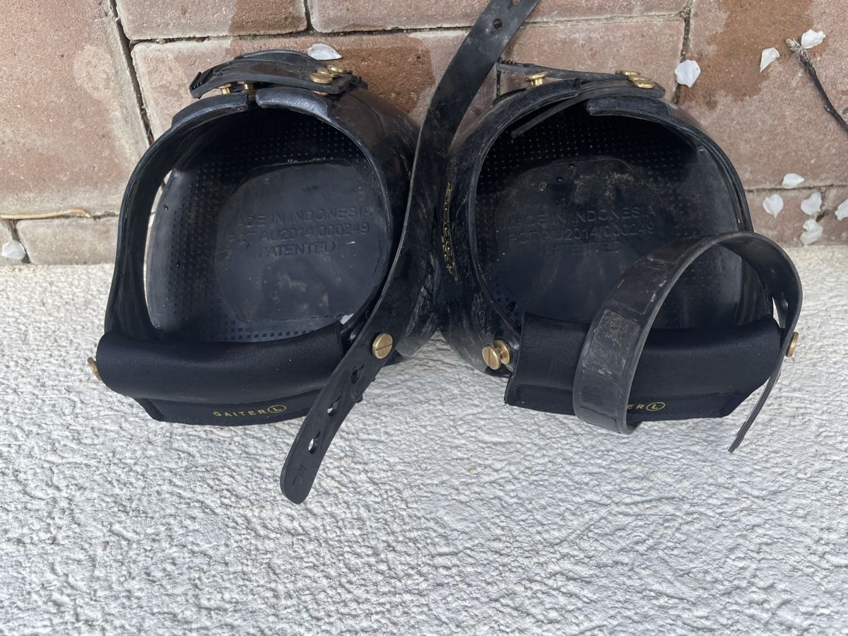 Scarpe per cavalli: Scoot Boots 4Stk  – Usato da Langnau i. E. venduto da Acrjl 2