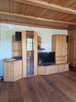 Wohnwand / Wohnzimmerschrank - Echtholz Erle – guter Zustand
