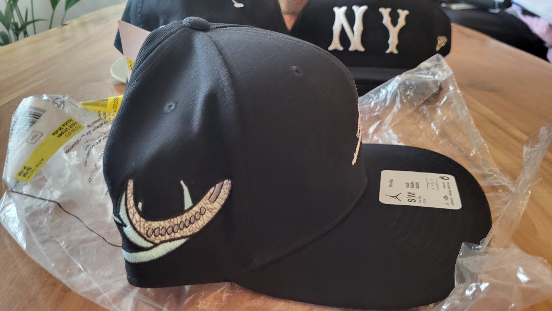 Jordan Chapeaux, bonnets & casquettes: Jordan Flight hat – Neuf (Voir description) à Bern par Sneakerheadz 1