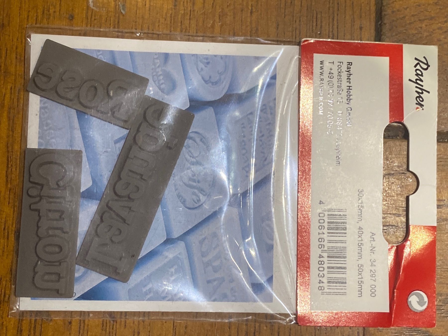 Teglie da forno: Motiv eingiessen seife motif savon – Nuovo e nell'imballaggio originale da Lajoux JU venduto da Briard0 2