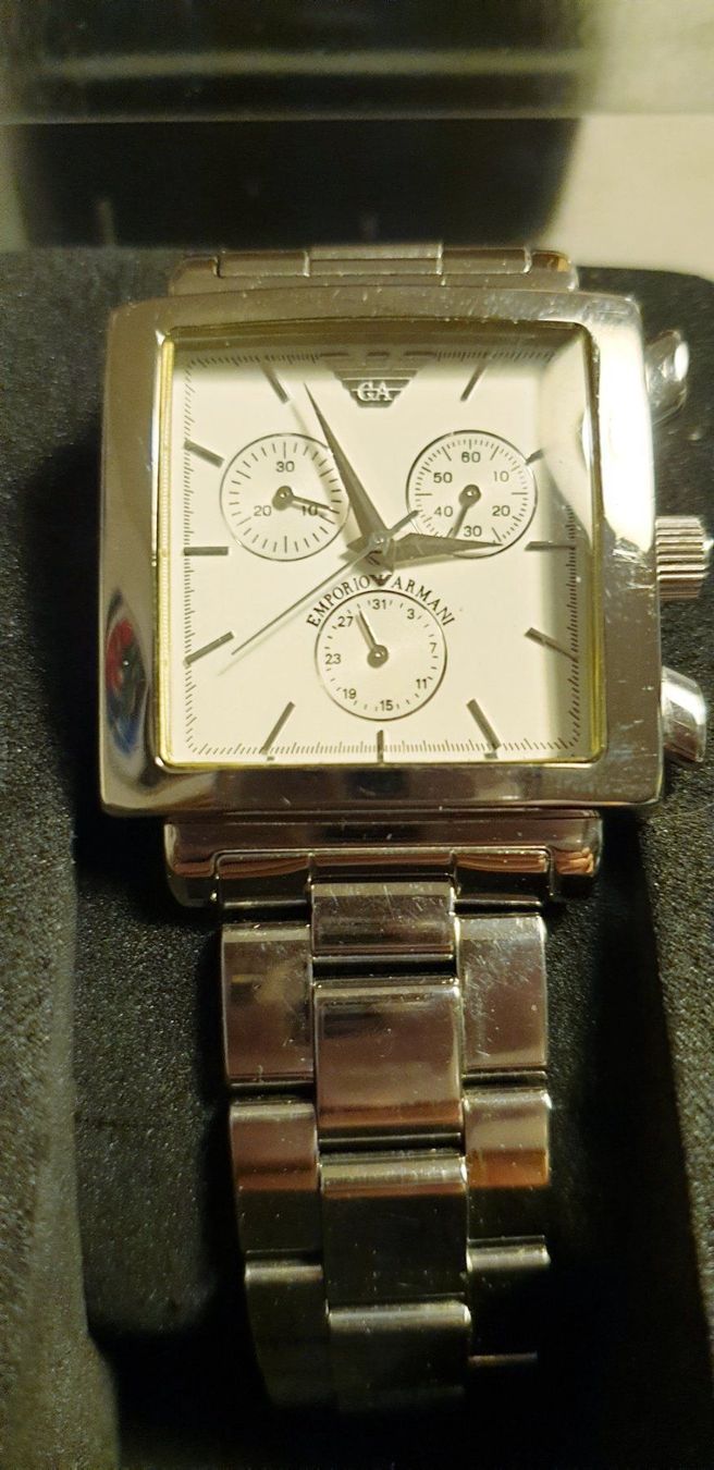 Armani Montres: Armani Uhr – D'occasion à Zürich par bre_22v9 2