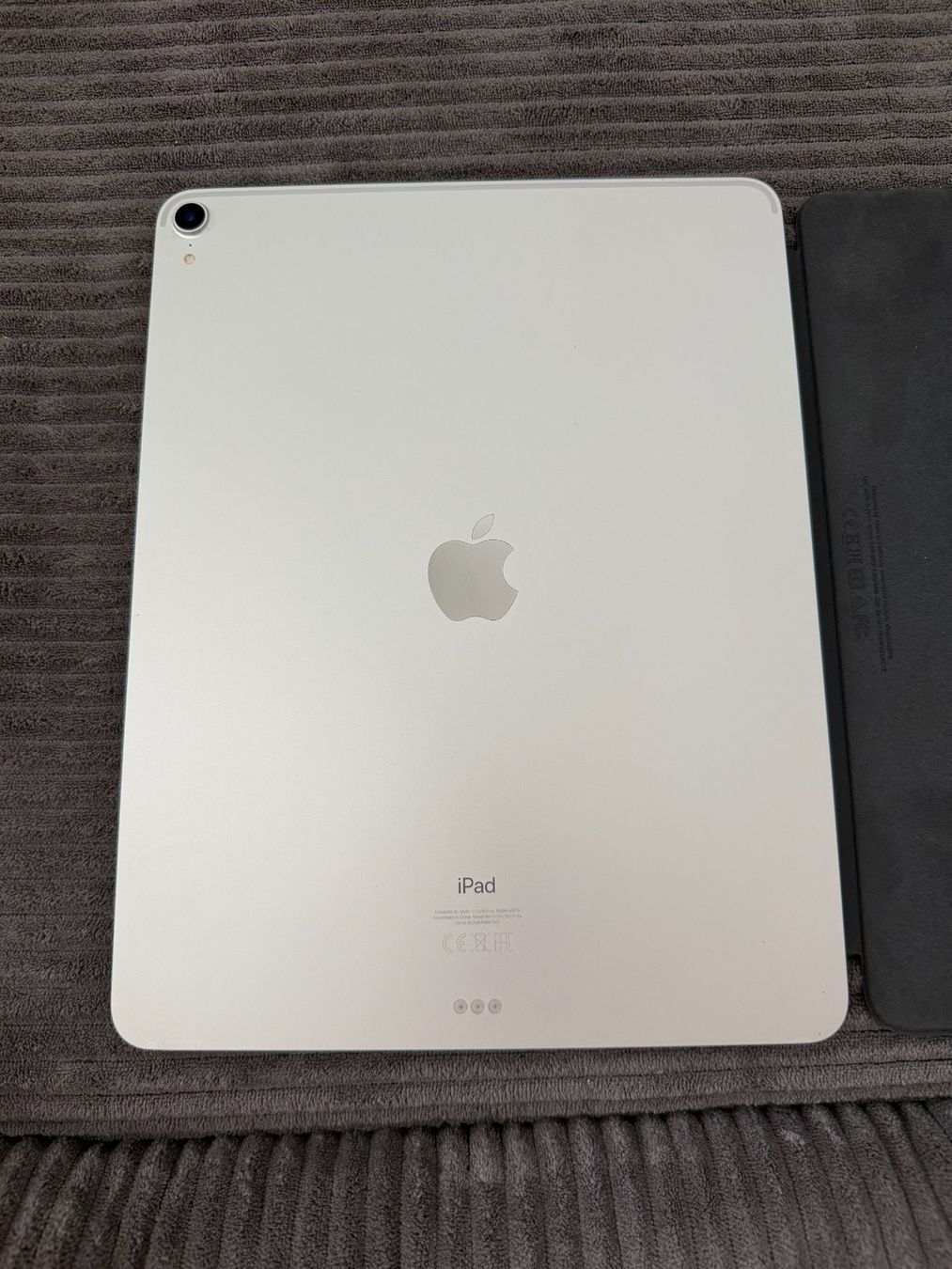 Apple Tablet PC: Apple iPad Pro 12.9 64 GB + Magic Keyboard – Usato da Kaiseraugst venduto da TiVeS 3