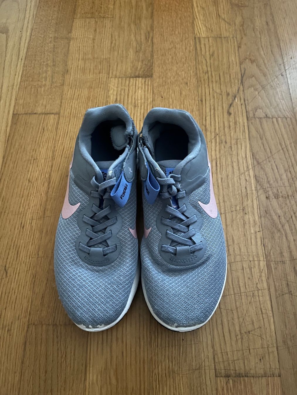 Nike Scarpe per ragazze: Nike Schuhe Grösse 38 – Usato da Winterthur venduto da Miglena77 2