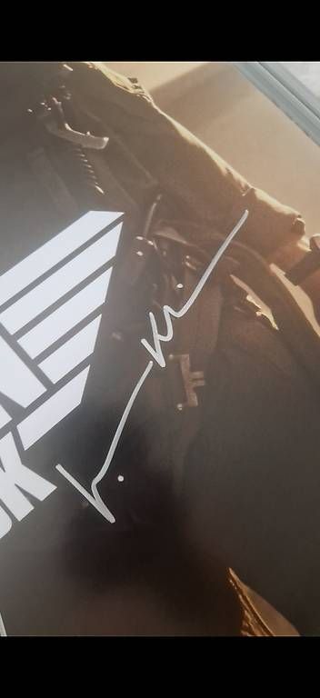 Foto & Immagini: Affiche signée  Top Gun Maverick  – Usato da Sembrancher venduto da did_mkx2 3