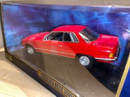 Mercedes-Benz 500 SLC - 1/18 SELTENES MERCEDES MODELL
