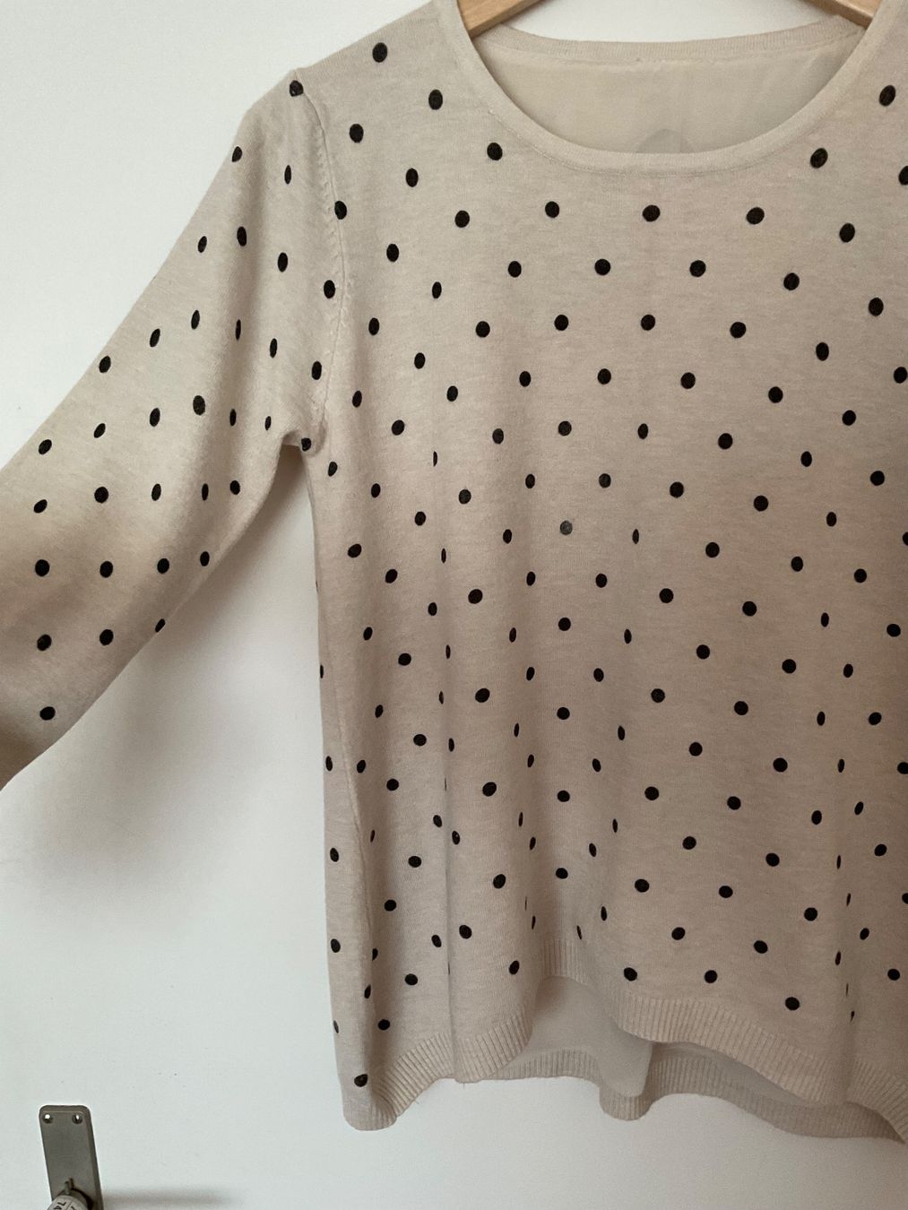 Pulls & Sweat-shirts: Kaschmir Wolle Seide Pullover Gr S ecrue / schwarz – D'occasion à Urdorf par alda02 2