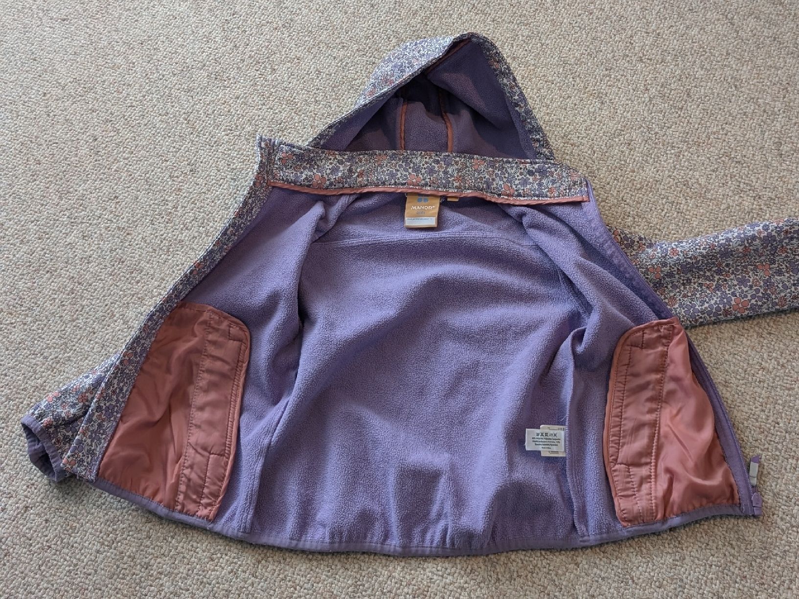 Manor Giacche & Cappotti: Übergangsjacke Mädchen 116 – Usato da Rüthi (Rheintal) venduto da and_6vyz 3