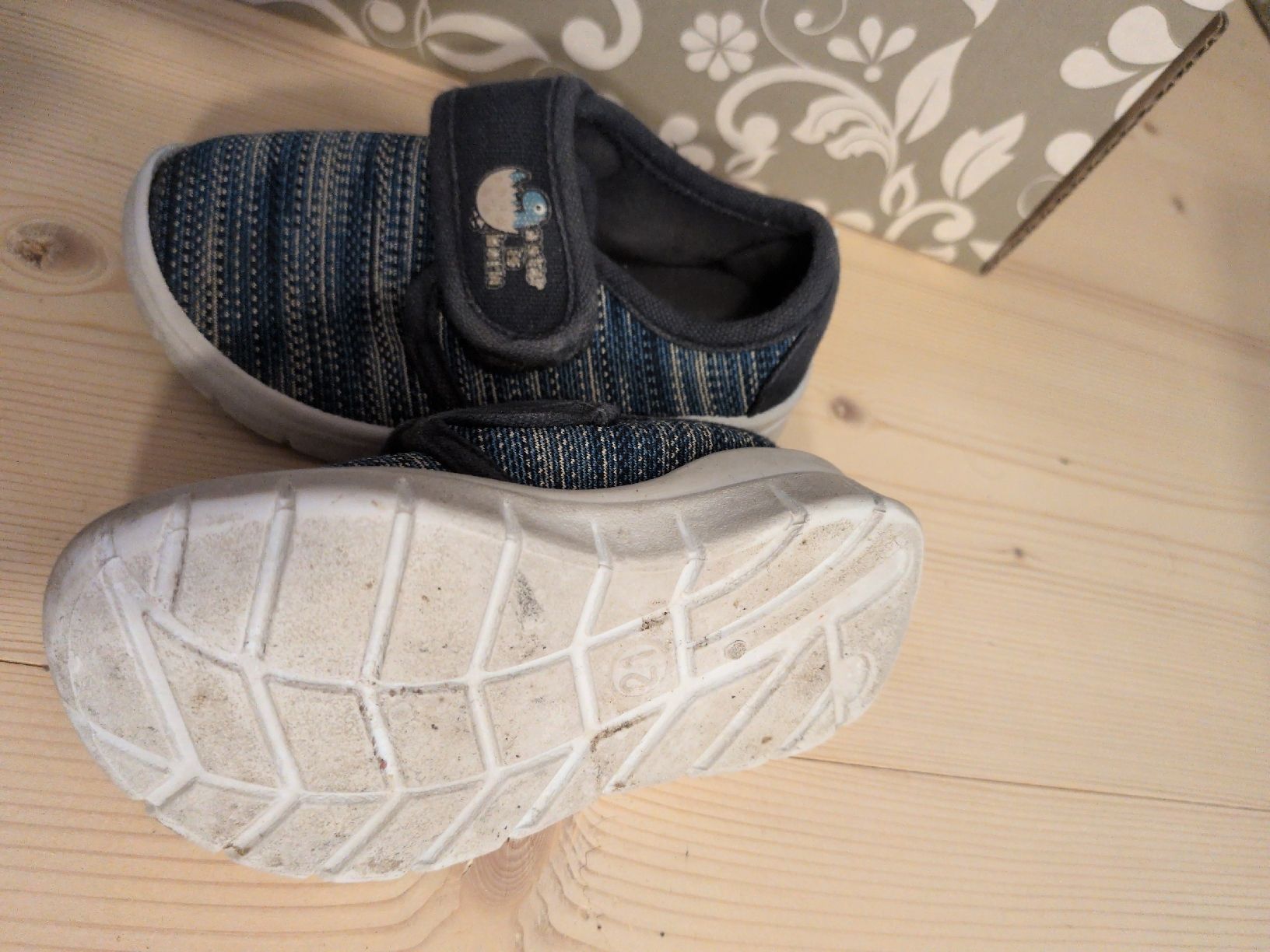 Schuhe für Jungen: Halbschuh Gr. 21 – Gebraucht aus Oberhelfenschwil von Tattar 1