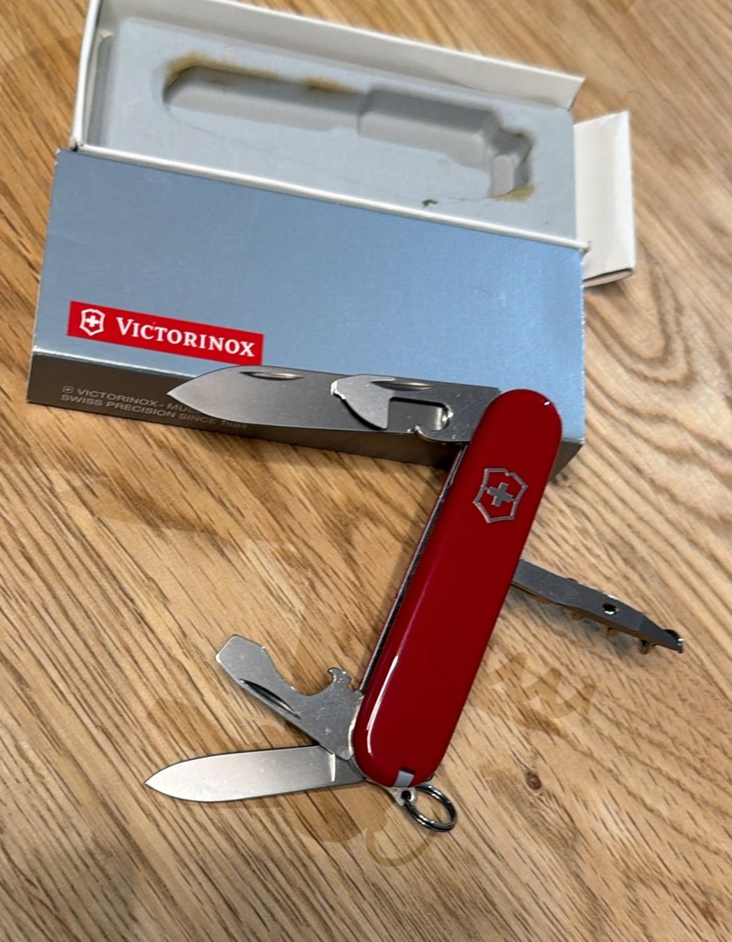 Victorinox Coltelli tascabile: VICTORINOX SACKMESSER ARA REGION LYSS – Nuovo e nell'imballaggio originale da Zürich venduto da Frei-Occasionen 4