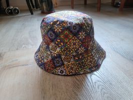 Neuer, bunter Kinderhut /Bucket Hat,Gr. 55cm