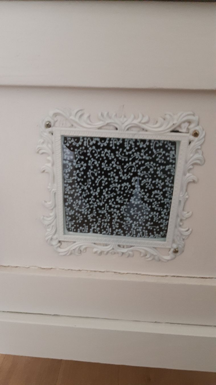 Comodini: Schöner Nachttisch Shabby Chic mit Marmorplatte – Usato da Aarburg venduto da gentile3 3