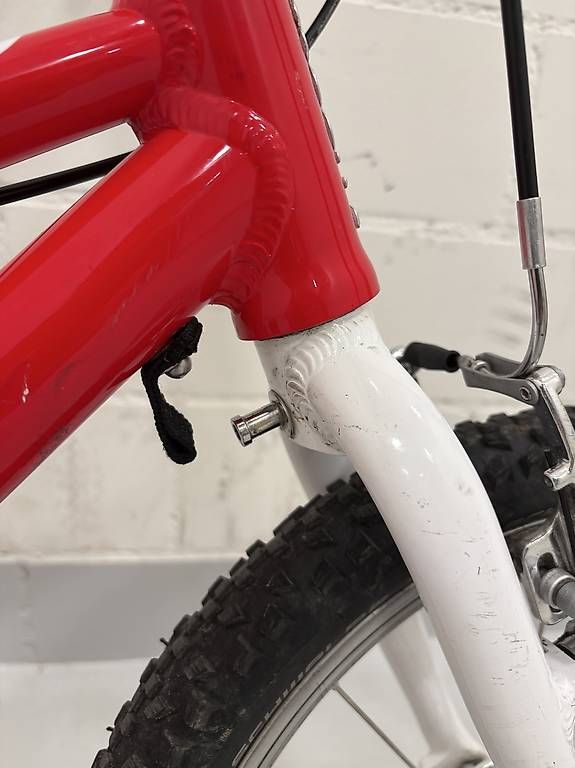 Woom Biciclette: Woom 3, rot – Usato da Herrliberg venduto da Wille5 3