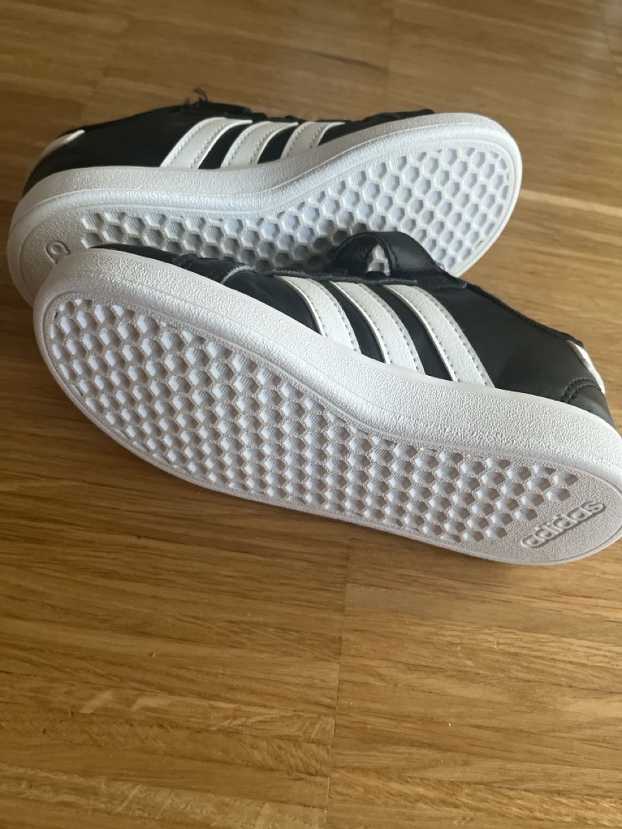Schuhe für Jungen: Boy’s shoes  – Gebraucht aus Uster von dod_h6nw 2