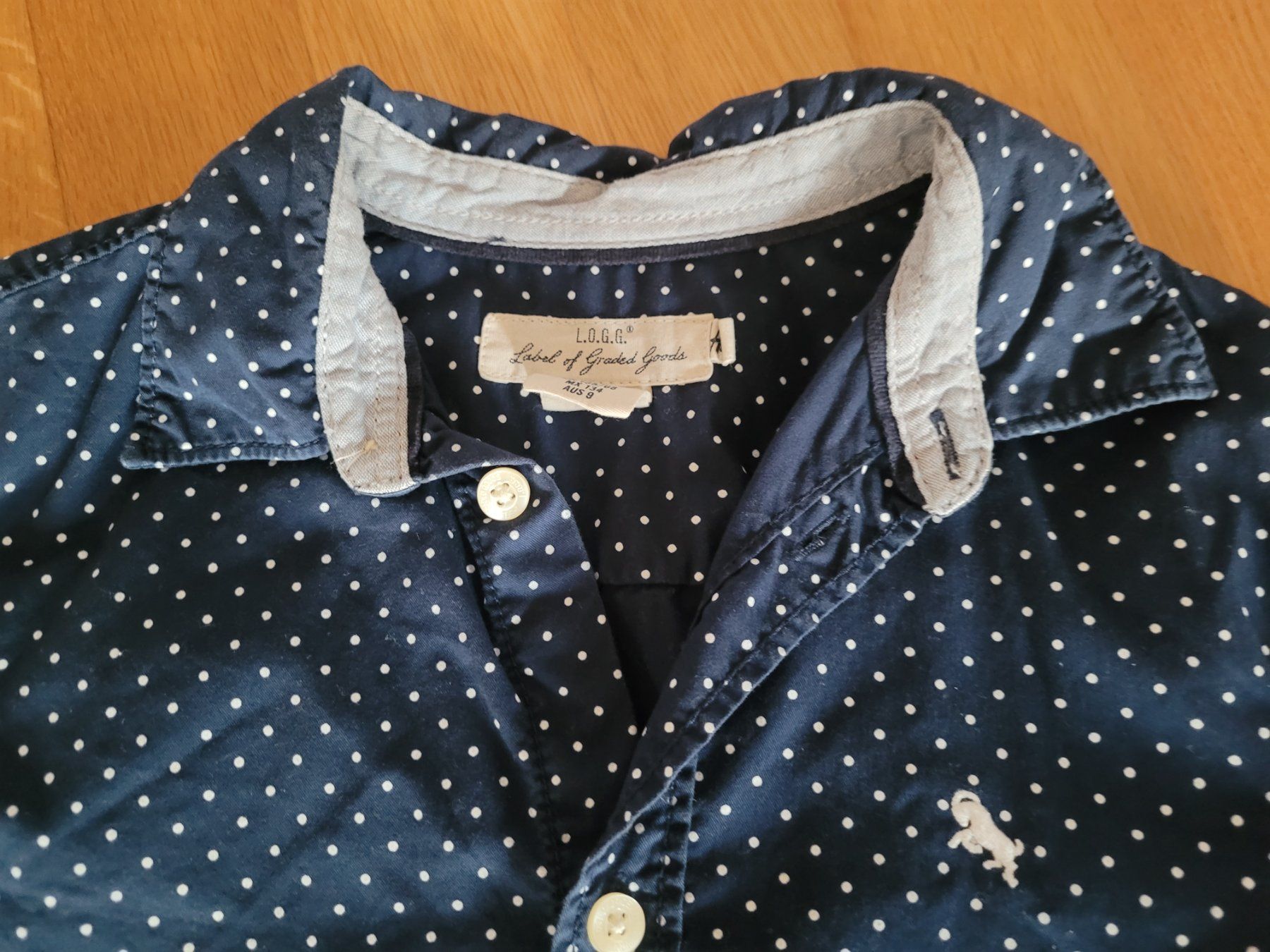 Hemden, T-Shirts & Polos: Hemd Jungen Gr 134 – Gebraucht aus Port von Darialina 3