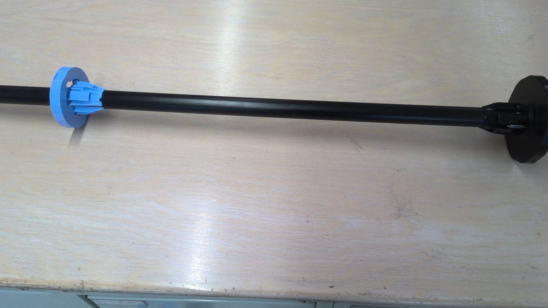 Hewlett Packard Stampanti: Diverse HP-Papierspindeln für Plotter + 3" Spindeladapter – Usato da Fehraltorf venduto da loremgmbh 7