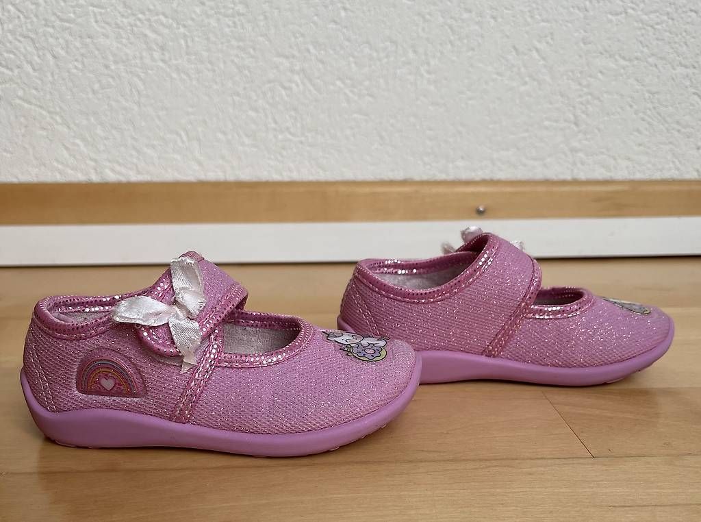 Scarpe per ragazze: Gr.21, Hauschuhe rosaglitzer mit Einhorn – Usato da Gattikon venduto da AnnettFloh 3