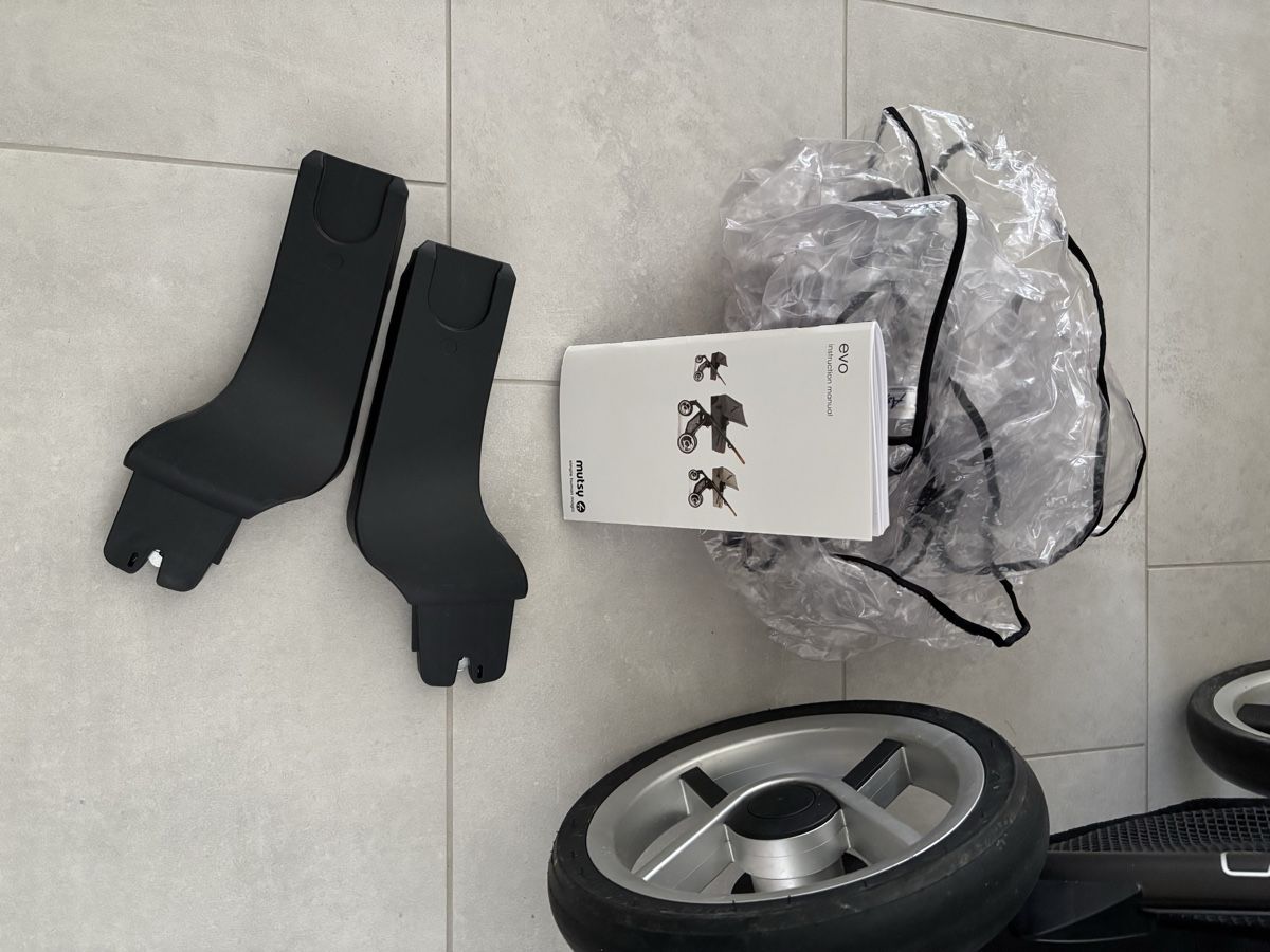 Mutsy Carrozzine: Mutsy Evo Kinderwagen braun, sehr guter Zustand – Usato da Urdorf venduto da rosenkohl01 7