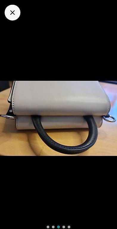 Taschen für Damen: Tasche Damen GUESS – Gebraucht aus Pratteln von Zifah1971 1