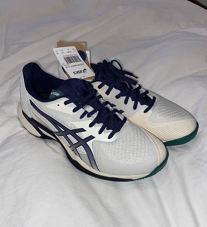 Asics Herrenschuhe: Asics Gel Solution Speed FF3 Gr. 42 - Tennisschuhe Grösse – Gebraucht aus Basel von aveeyaveey