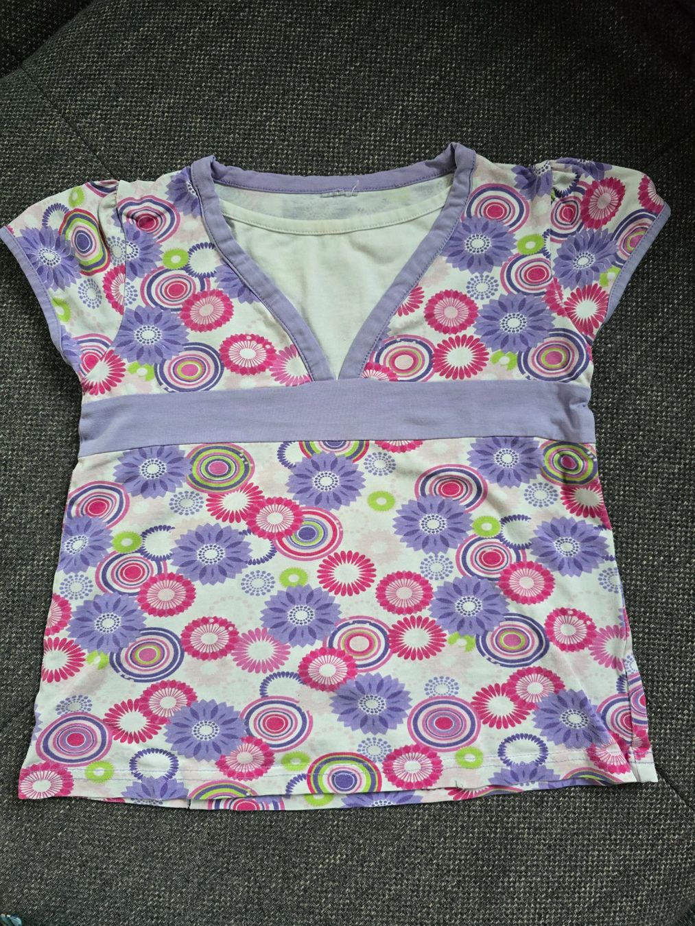 Camicette, T-shirt & Top: T-Shirt Gr. 122 – Usato da Büttikon AG venduto da Amineah