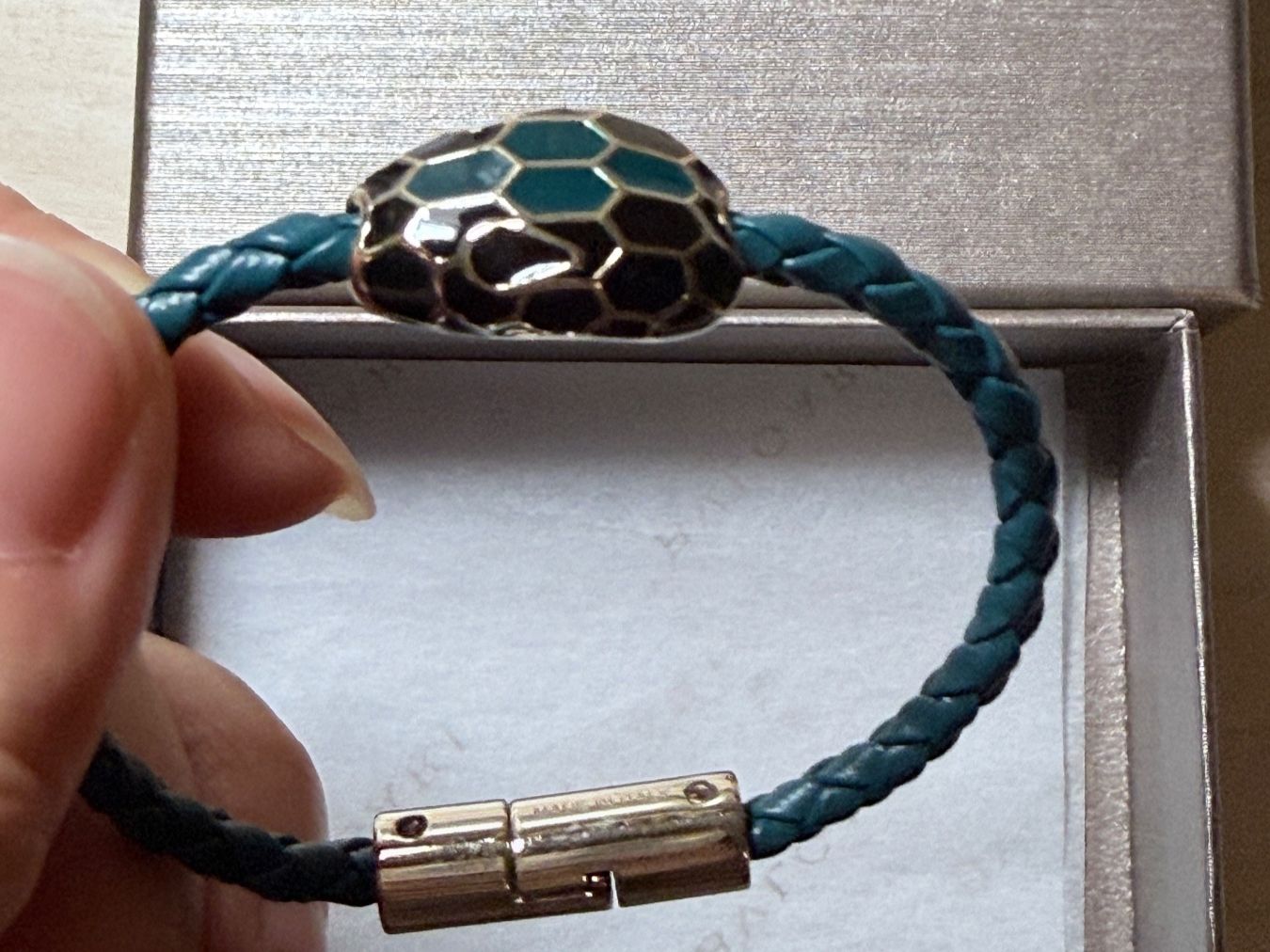 Bulgari Armbänder & -reifen: Bracelet Bvlgari serpenti – Gebraucht aus Küsnacht ZH von pen_r2tn 1