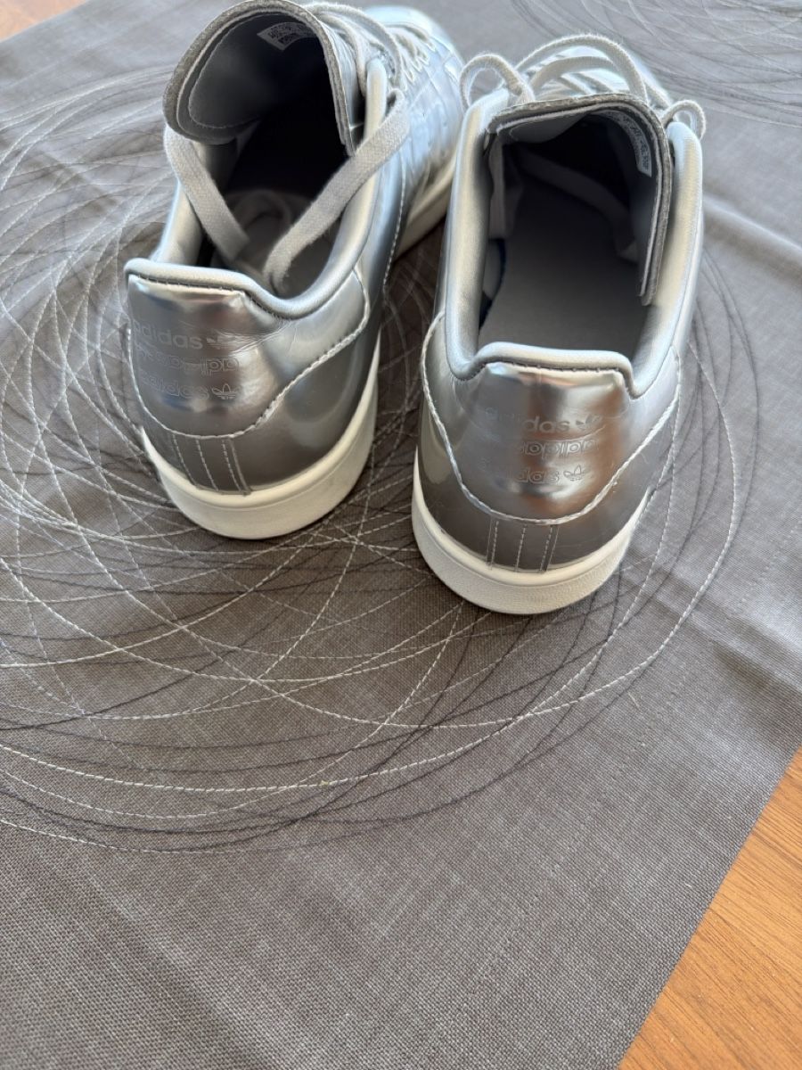 Adidas Scarpe da donna: Adidas Sneaker Gr.40 – Usato da Gwatt (Thun) venduto da well 2