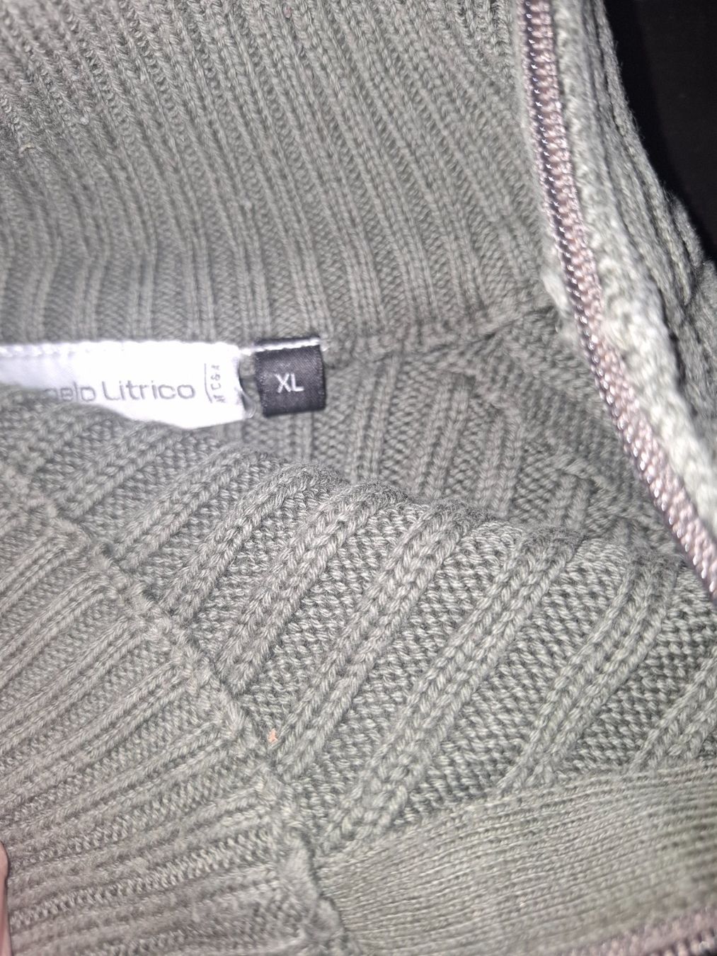 Pullover & Sweatshirts: Strickpullover Angelo Litrico oliv Grösse XL gebraucht – Gebraucht aus Münchenbuchsee von Twertor 1