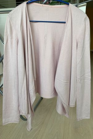 Feiner Cardigan, Grösse M, Rosa Top