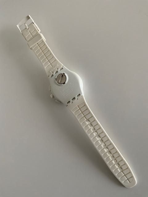 Swatch Orologi: Basic White Swatch Chrono - ungetragen – Nuovo (secondo la descrizione) da Wettswil venduto da rotonda 2