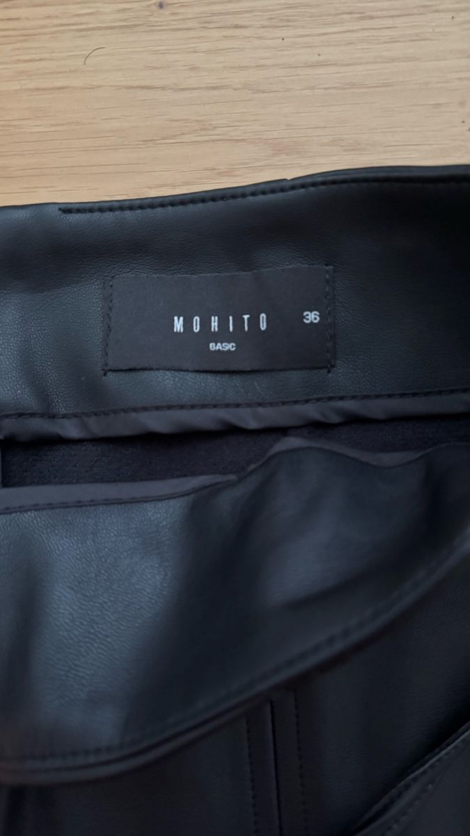Gonne: Mohito Rock Gr.36, Schwarz, neuwertig – Usato da Knonau venduto da yuz_px92 2