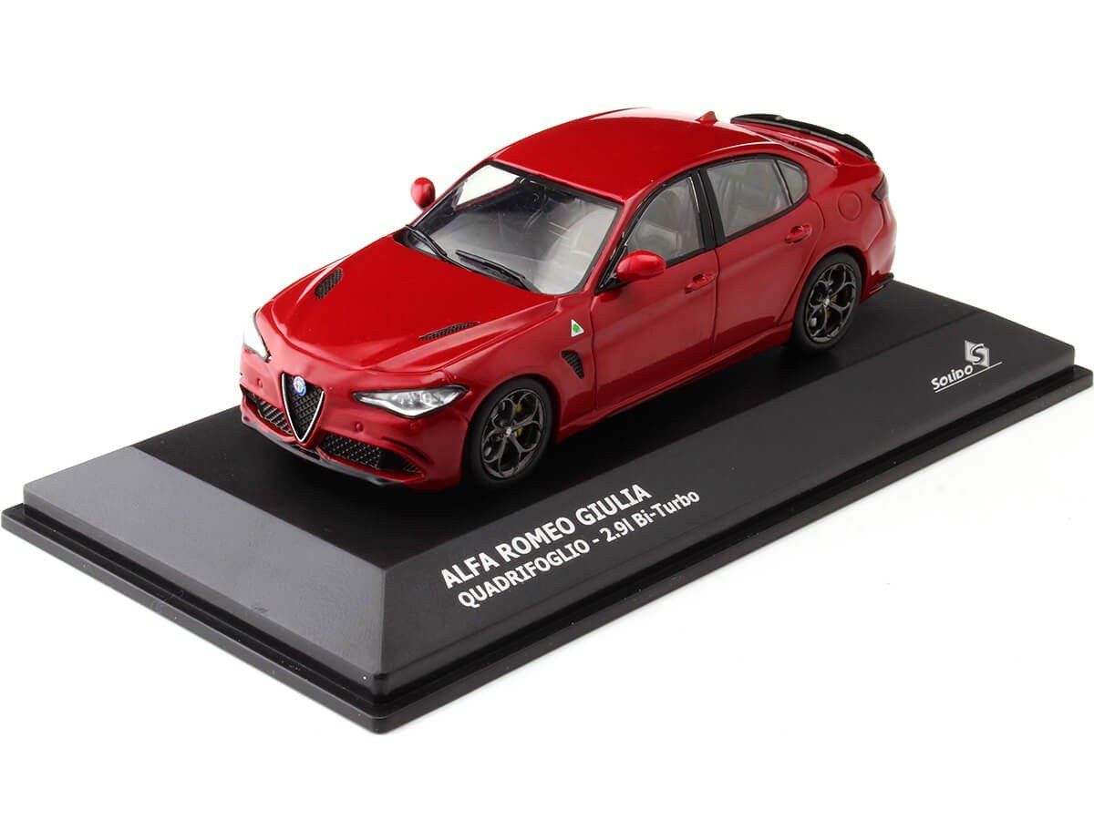Alfa Romeo Modellini d'auto: Alfa Romeo Giulia Quadrifoglio – Nuovo e nell'imballaggio originale da Flawil venduto da Imperiosud 1