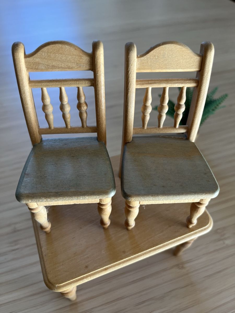 Maisons & Meubles de poupées: Table et chaises maison de poupée  – D'occasion à Euseigne par so.ART 4