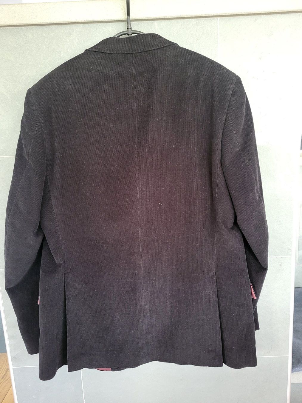 Giacche: Schwarzes Cord-Jackett, Herbst-Look, Grösse 54 – Usato da Rünenberg venduto da Bille77 1