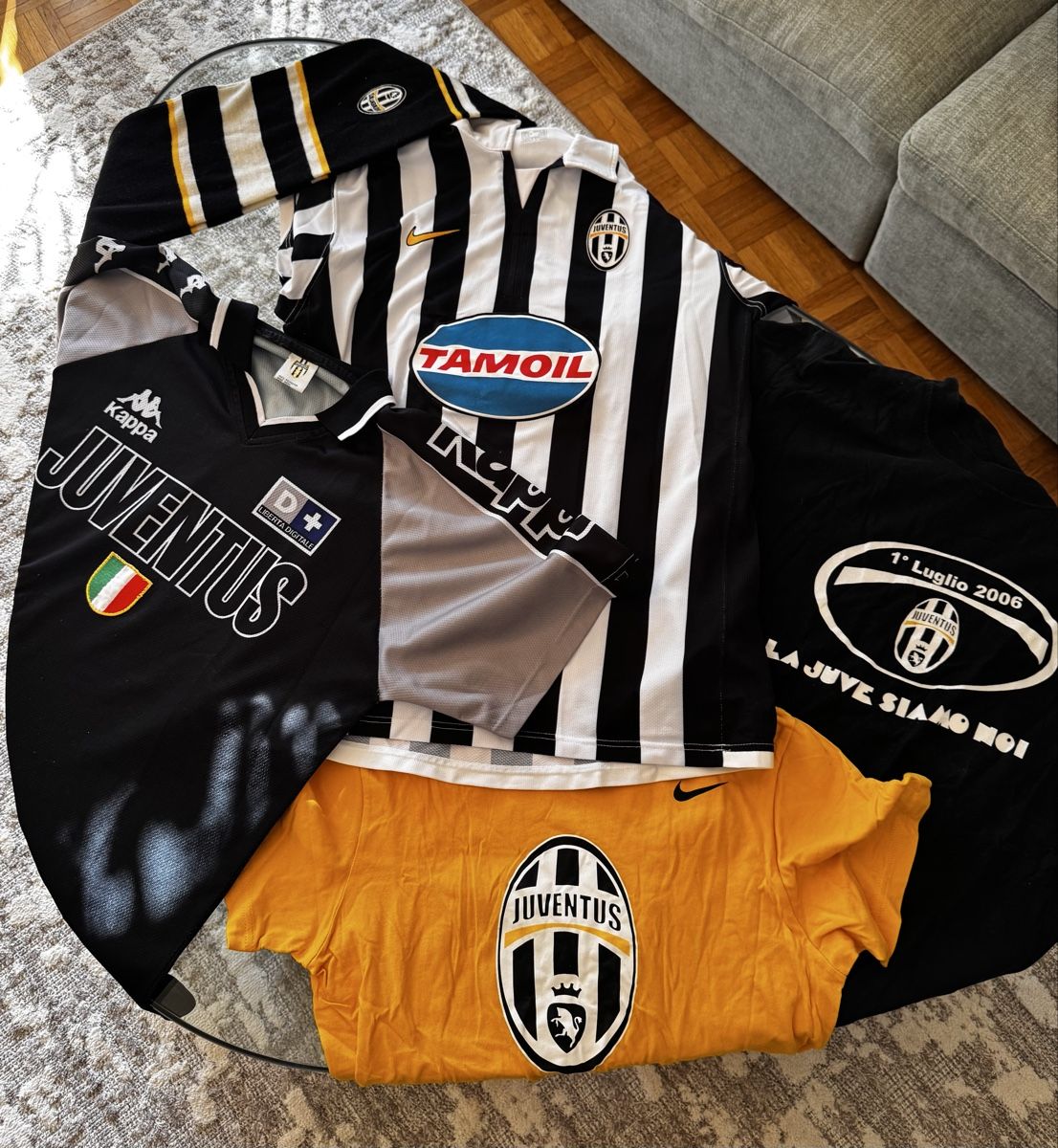 Lotti di vestiti: Juventus Turin Package #3 – Nuovo (secondo la descrizione) da Kloten venduto da Chailds