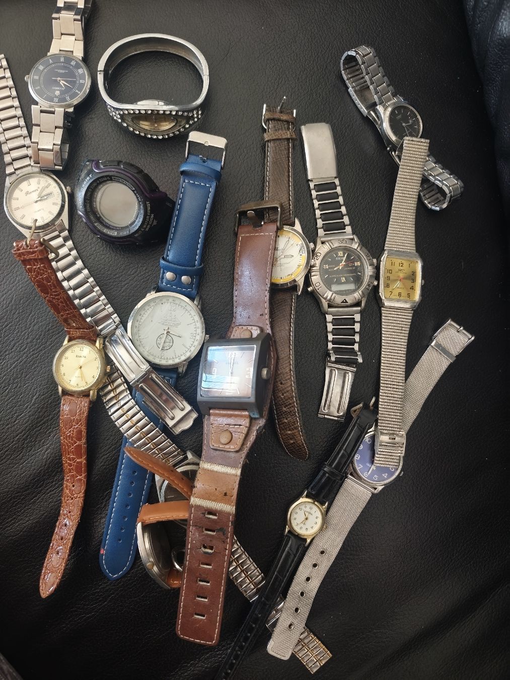 Orologi: Lot des montres  – Difettoso da Bassecourt venduto da dar_c72c