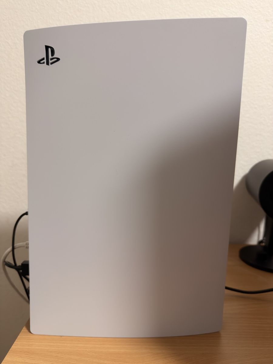 Sony Konsolen: Playstation 5 PS5 Disc Edition – Gebraucht aus Köniz von kaz_s2nn 2