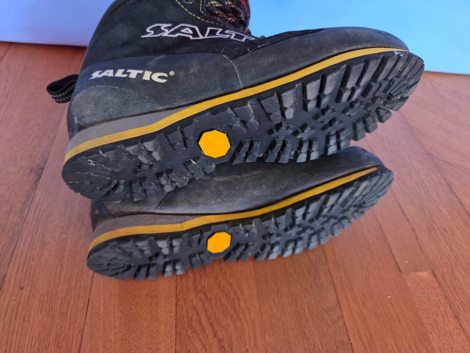 Scarpe da uomo: Wanderschuhe/Trekkingschuhe Saltic Selva GTX, Gr. 41.5 – Usato da Bern venduto da Cvbn 3