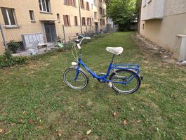 Faltvelo Atala blau mit Gepäckträger und Beleuchtung