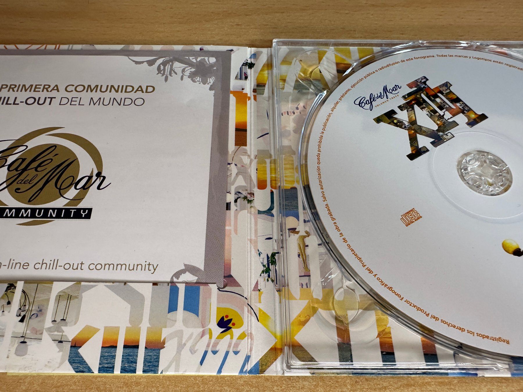 CDs: Various – Café Del Mar - Volumen Trece - 2 CD – Gebraucht aus Rikon im Tösstal von Alpenmutz 2