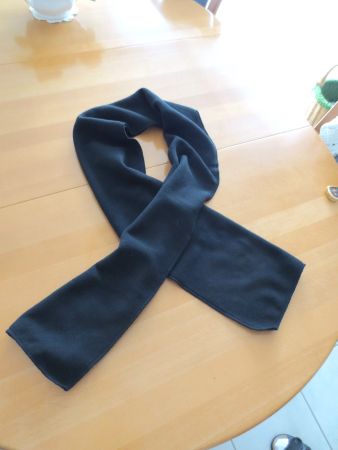 Sehr weicher, neuer Schal - Halstuch