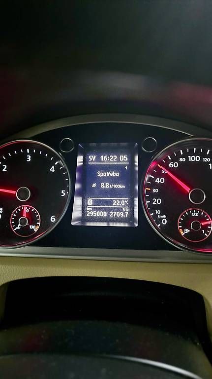 VW Automobili: VW Passat B7 4Motion 2.0 – Usato da Horgen venduto da lju_2rph 2