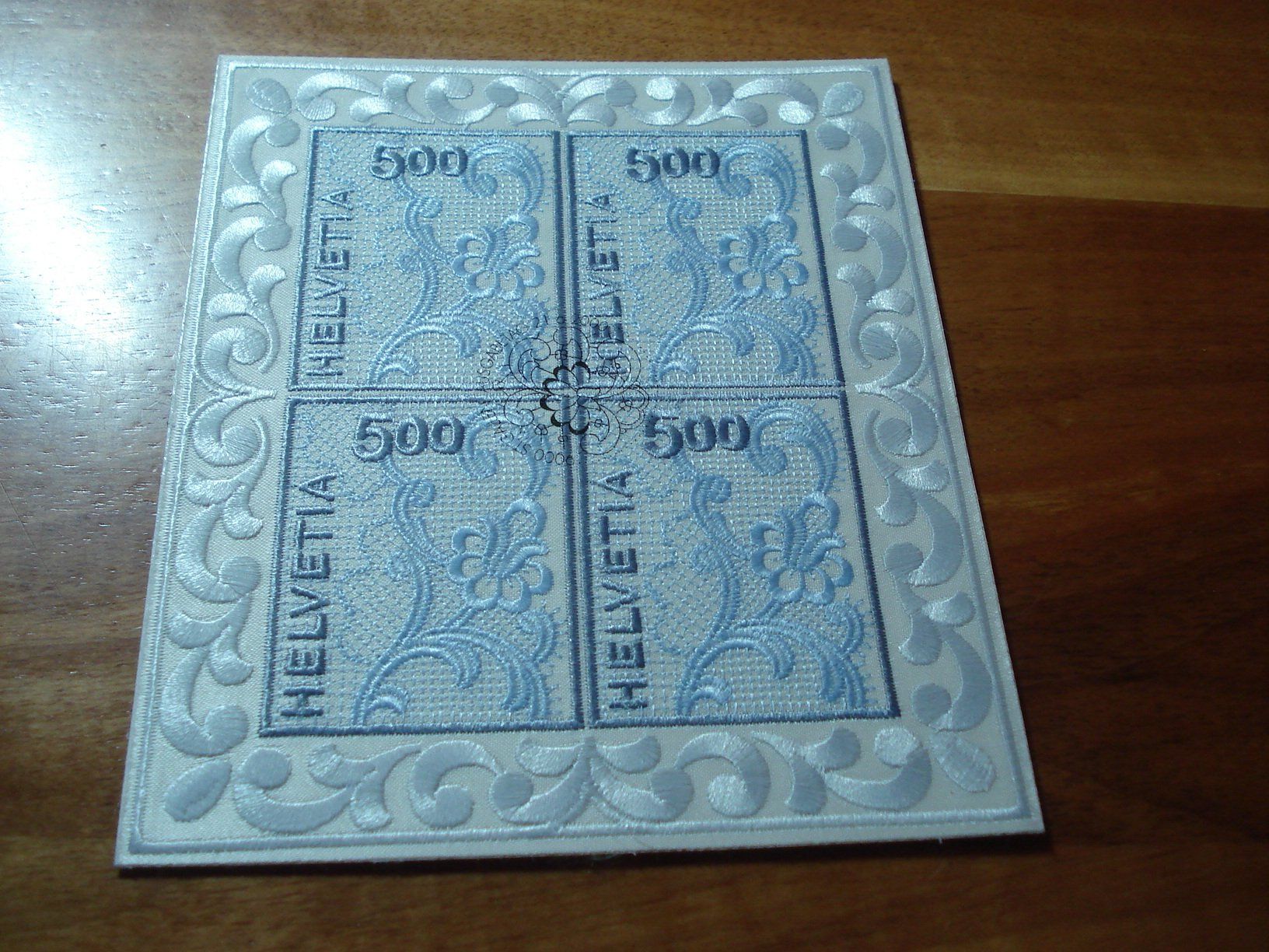 Tous les timbres: Bogen Stickereimarke 2000, ET-o – D'occasion à Niederwil AG par morostahu