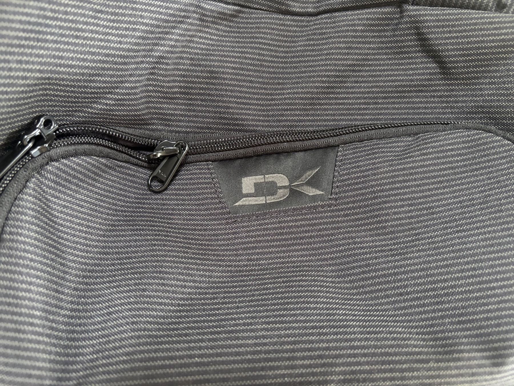 Dakine Valises de voyage: Dakine Reisekoffer – D'occasion à Büsserach par vimeco.43 1