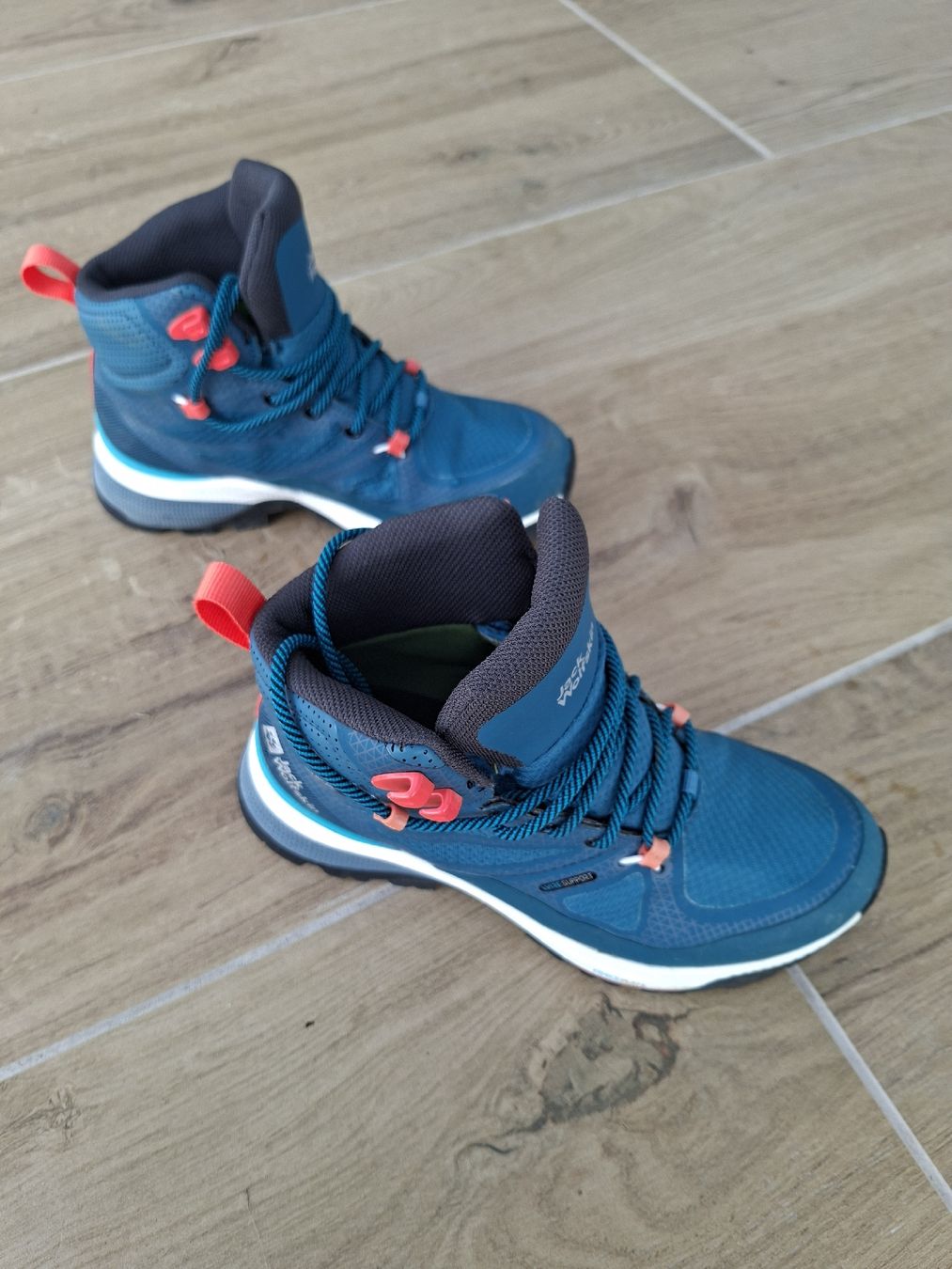 Jack Wolfskin Scarpe da donna: Wanderschuhe Gr. 36 Jack Wolfskin – Usato da Büsserach venduto da Grenzstein 2
