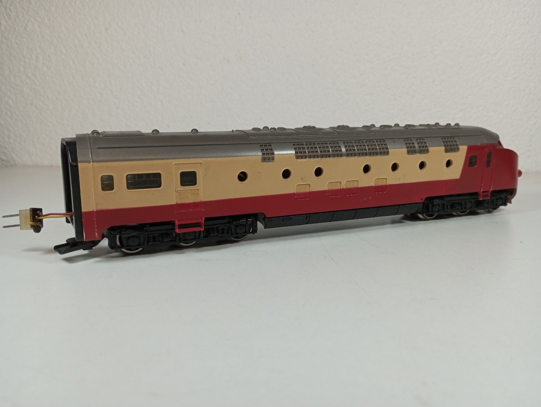 Märklin Modelleisenbahnen: Märklin DIG: 3071 TEE Triebzug SBB / rame TEE CFF – Gebraucht aus Fontaines NE von waterfoot 5