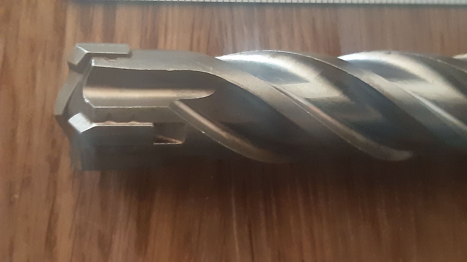 Milwaukee Tutti gli attrezzi: Milwaukee SDS-Plus Bohrer 18mm, neu, robust! – Nuovo e nell'imballaggio originale da Oey venduto da Parkplatzbrocki 3