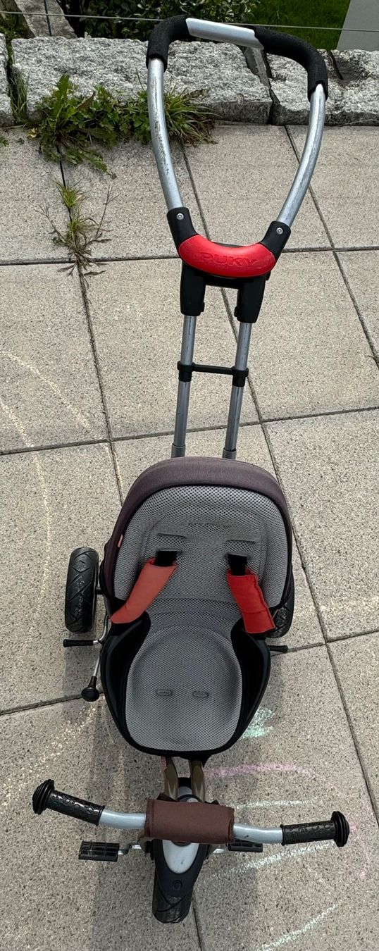 Puky Veicoli per bambini: Puky Dreirad mit Schiebestange – Usato da Gelterkinden venduto da Familienferien