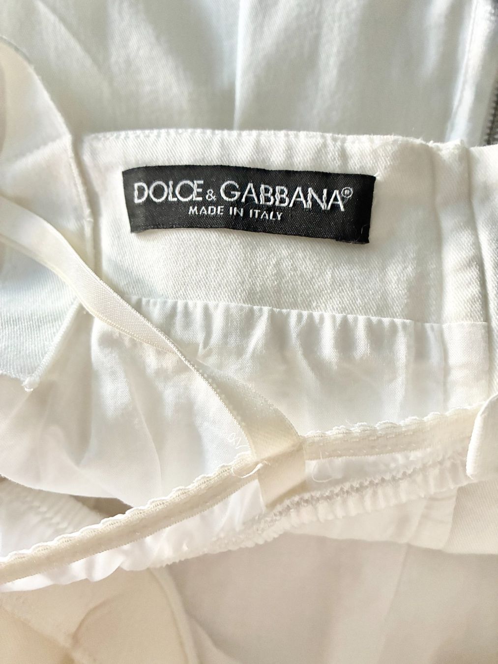 Dolce & Gabbana Vestiti: Weisses Leinenkleid von DOLCE&GABBANA – Usato da Kloten venduto da Nephty 7