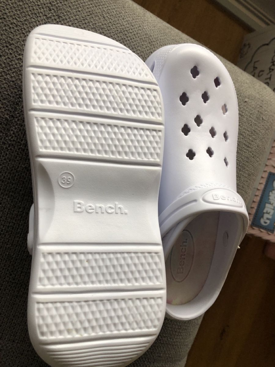 Bench Scarpe da donna: Bench Badeschuhe/Clogs, Weiss, Gr. 39, Sommerhit! – Nuovo e nell'imballaggio originale da Läufelfingen venduto da Original100 4